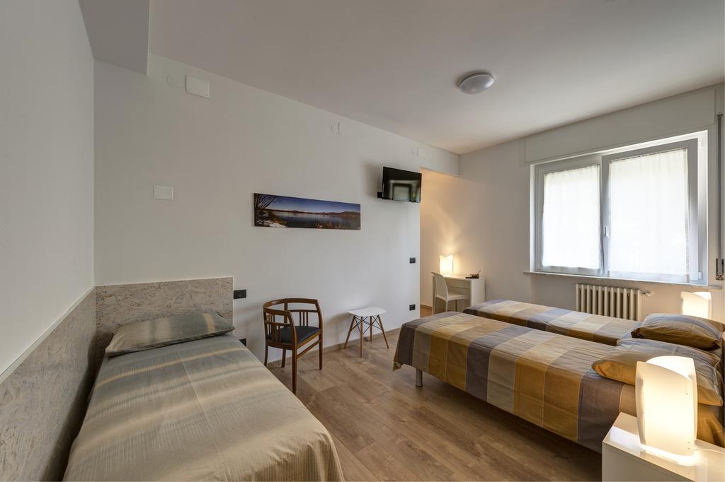 B&B Villa Giuli 瓦雷泽 外观 照片