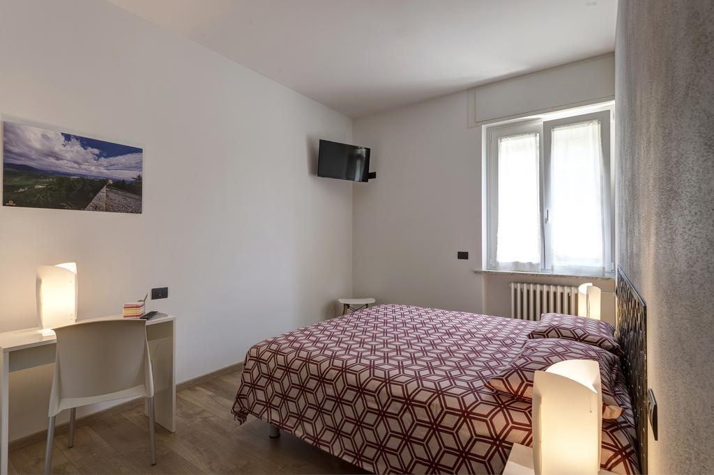 B&B Villa Giuli 瓦雷泽 外观 照片
